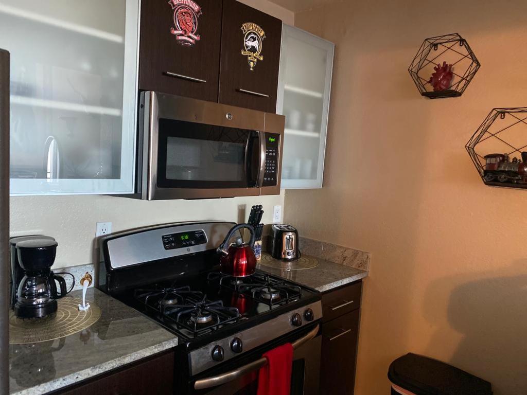 Mario, Harry Potter, Disney & Not Themed Loft Universal Studios 10Min Loft Apartment ロサンゼルス エクステリア 写真